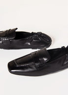 swatch_Black Leather driving moccasin loafers shoes
