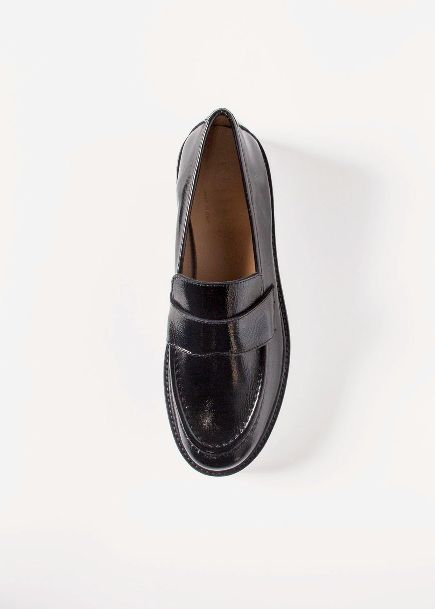 swatch_Black Patent lug sole loafer shoes
