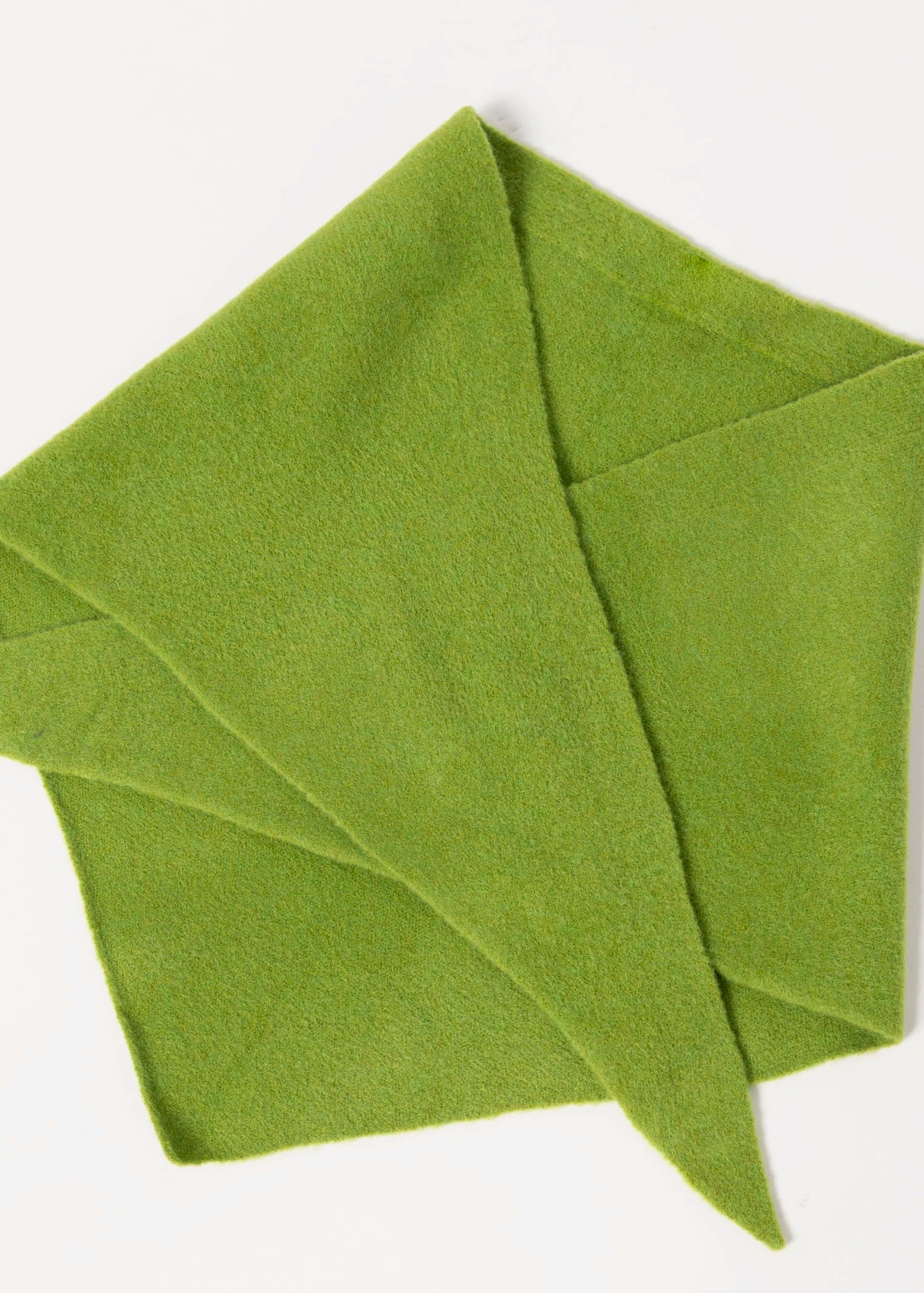 swatch_Green wool knit triangle scarf