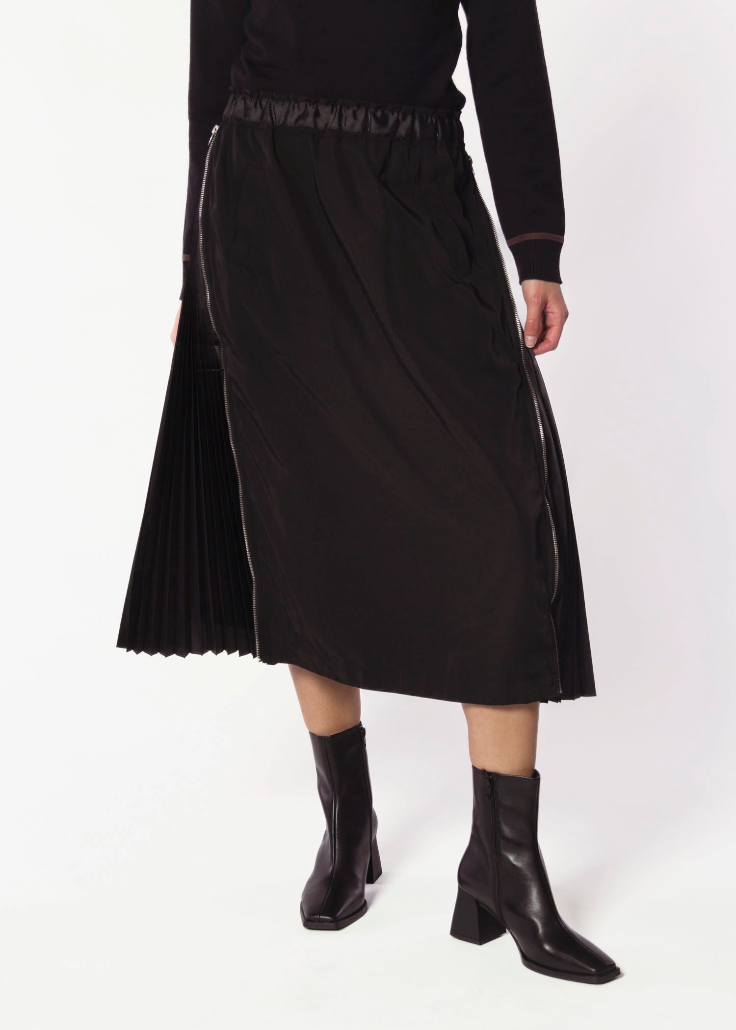 swatch_Black jelani zipper skirt 