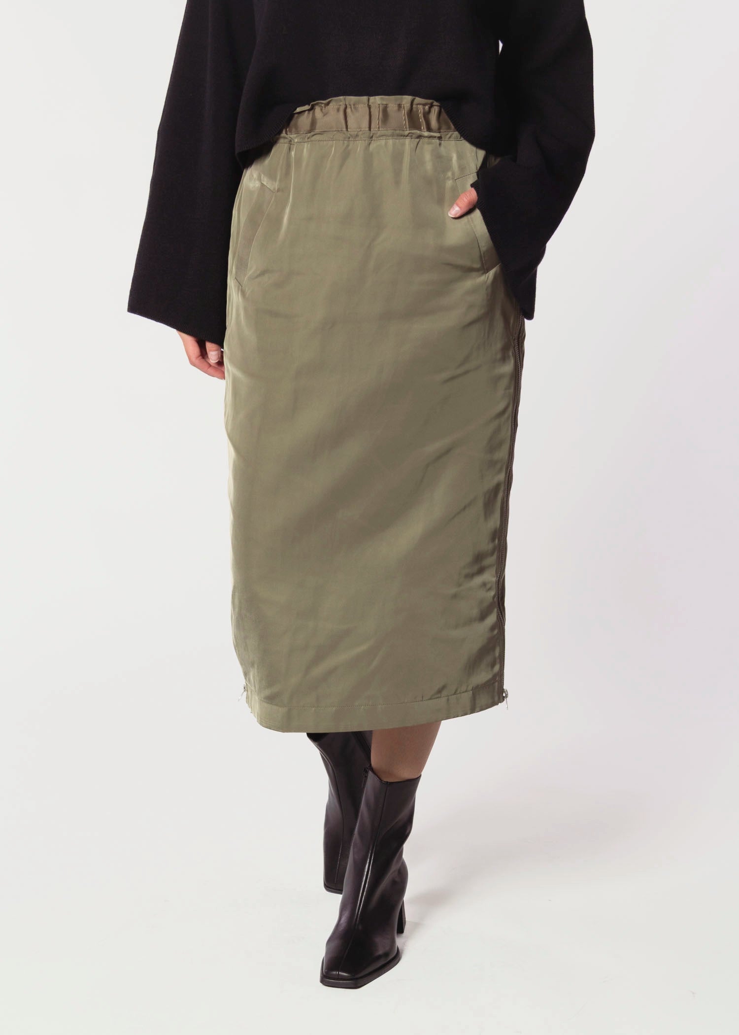 swatch_Olive jelani zipper skirt 