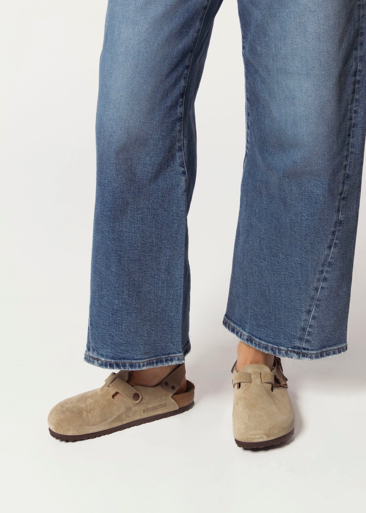 swatch_Taupe Suede birkenstock tokio clog