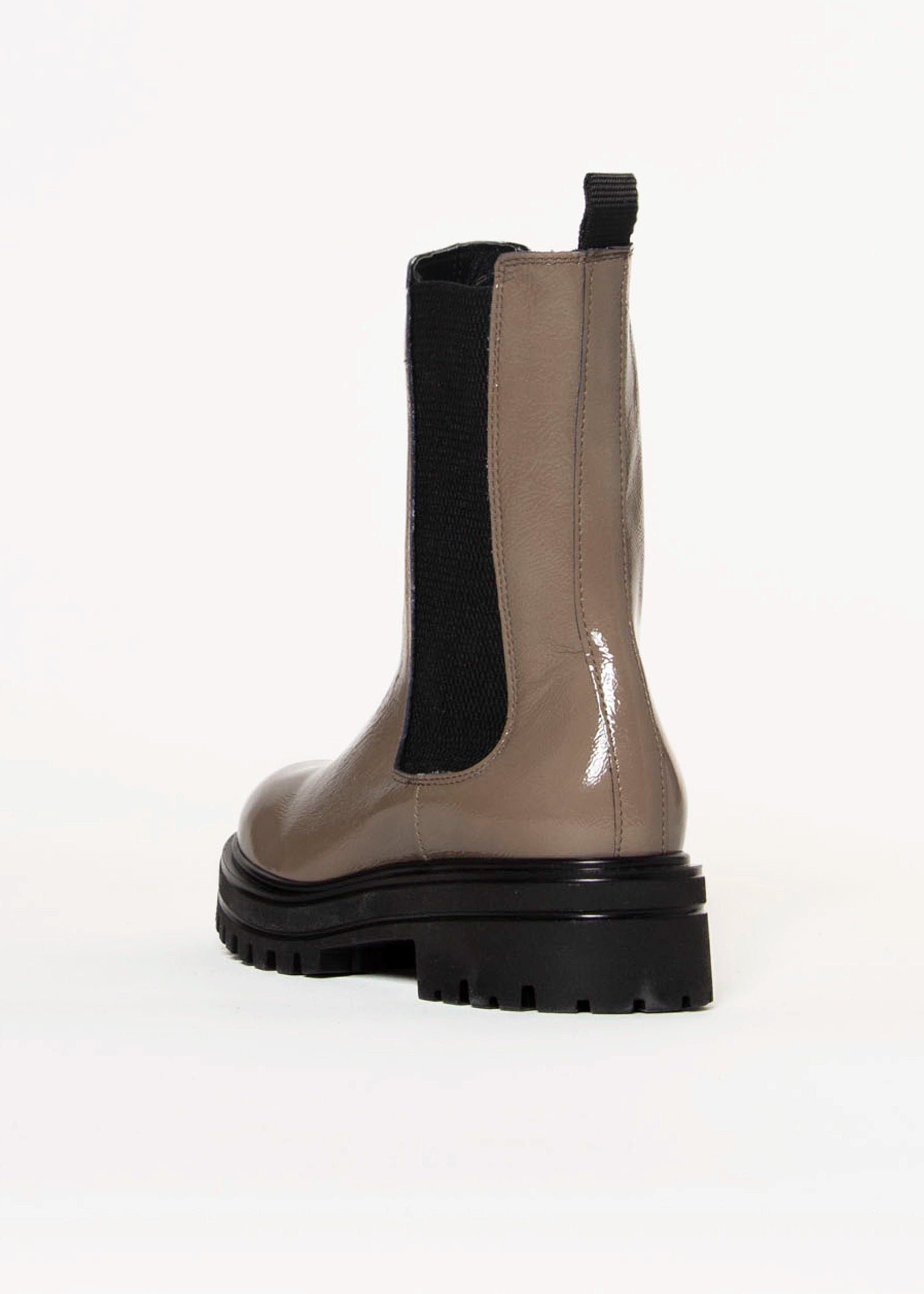 swatch_Taupe Patent lug sole chelsea boot shoes
