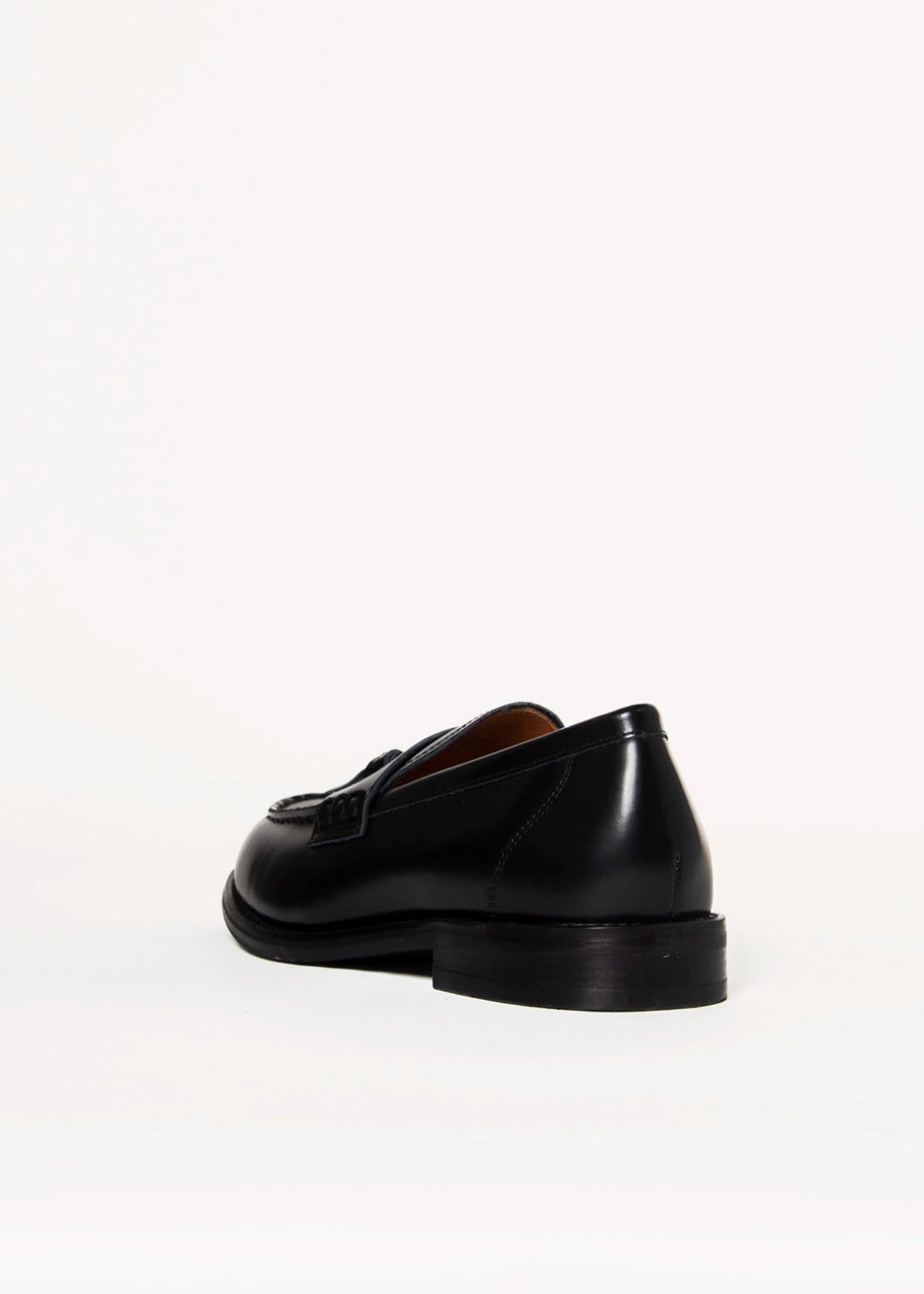 swatch_Black Leather linn loafers vagabond shoes