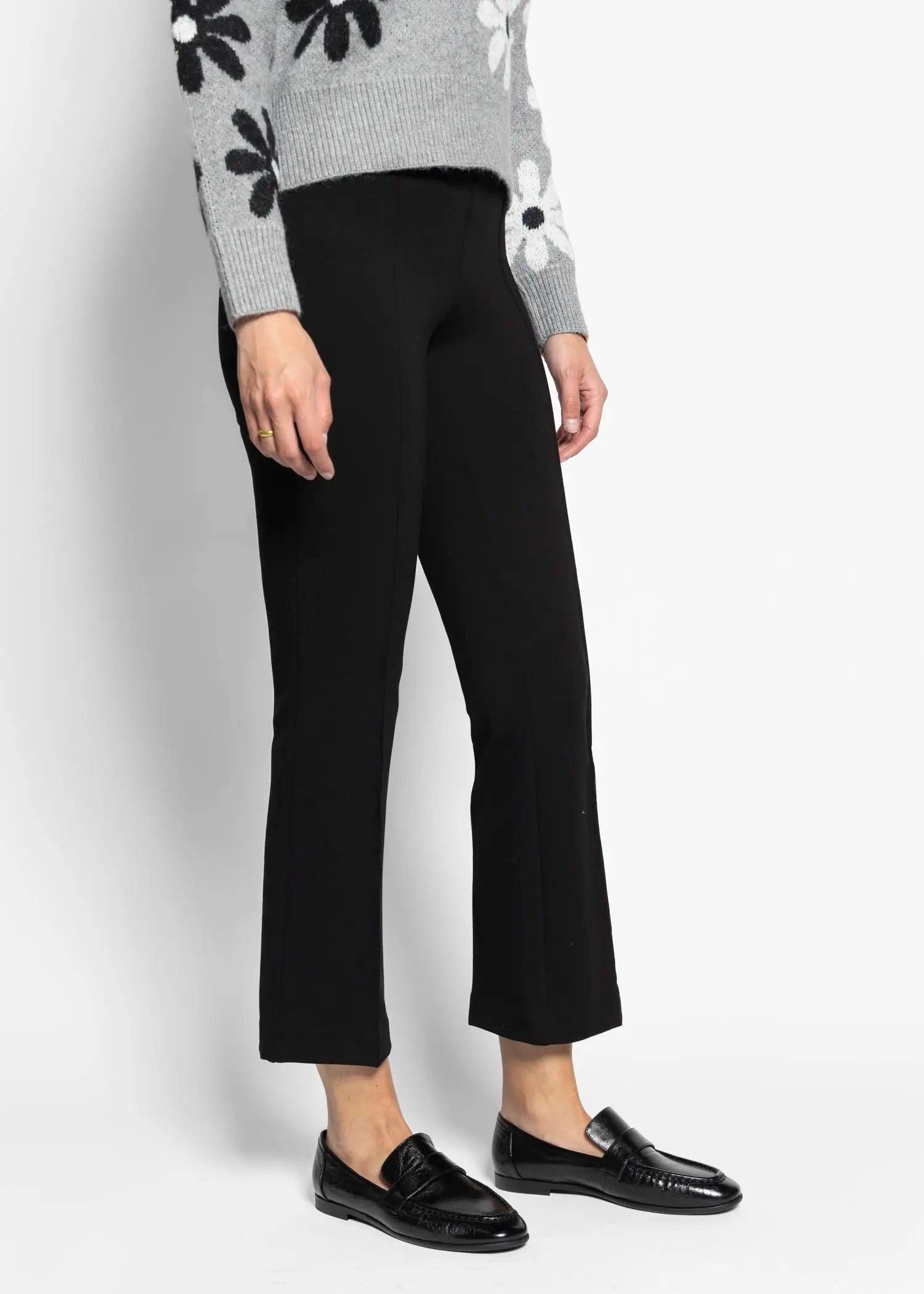 swatch_black elysse ankle pant apparel