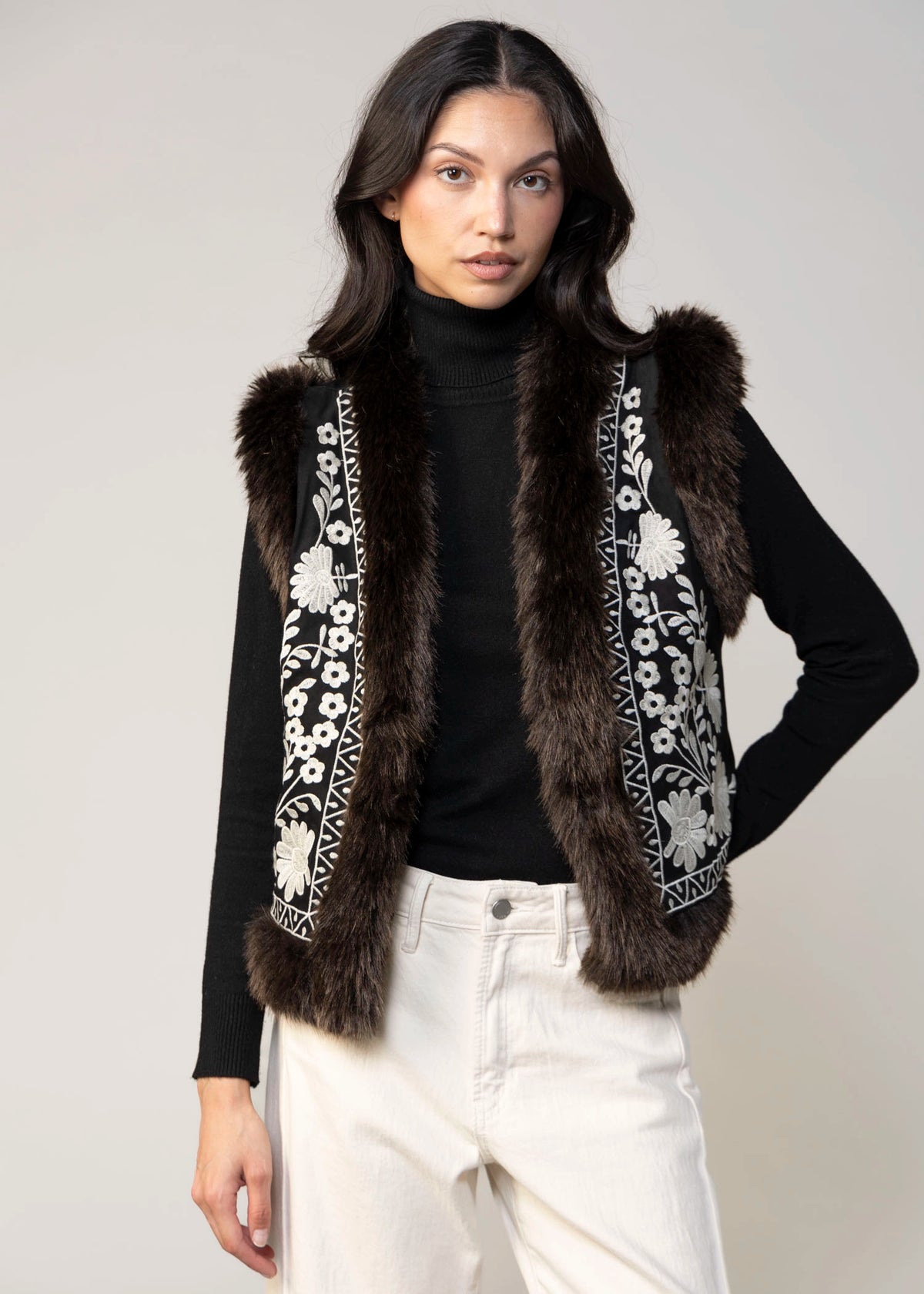 swatch_Black floral embroidery vest with fax fur trim