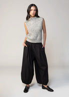 swatch_Black balloon pant