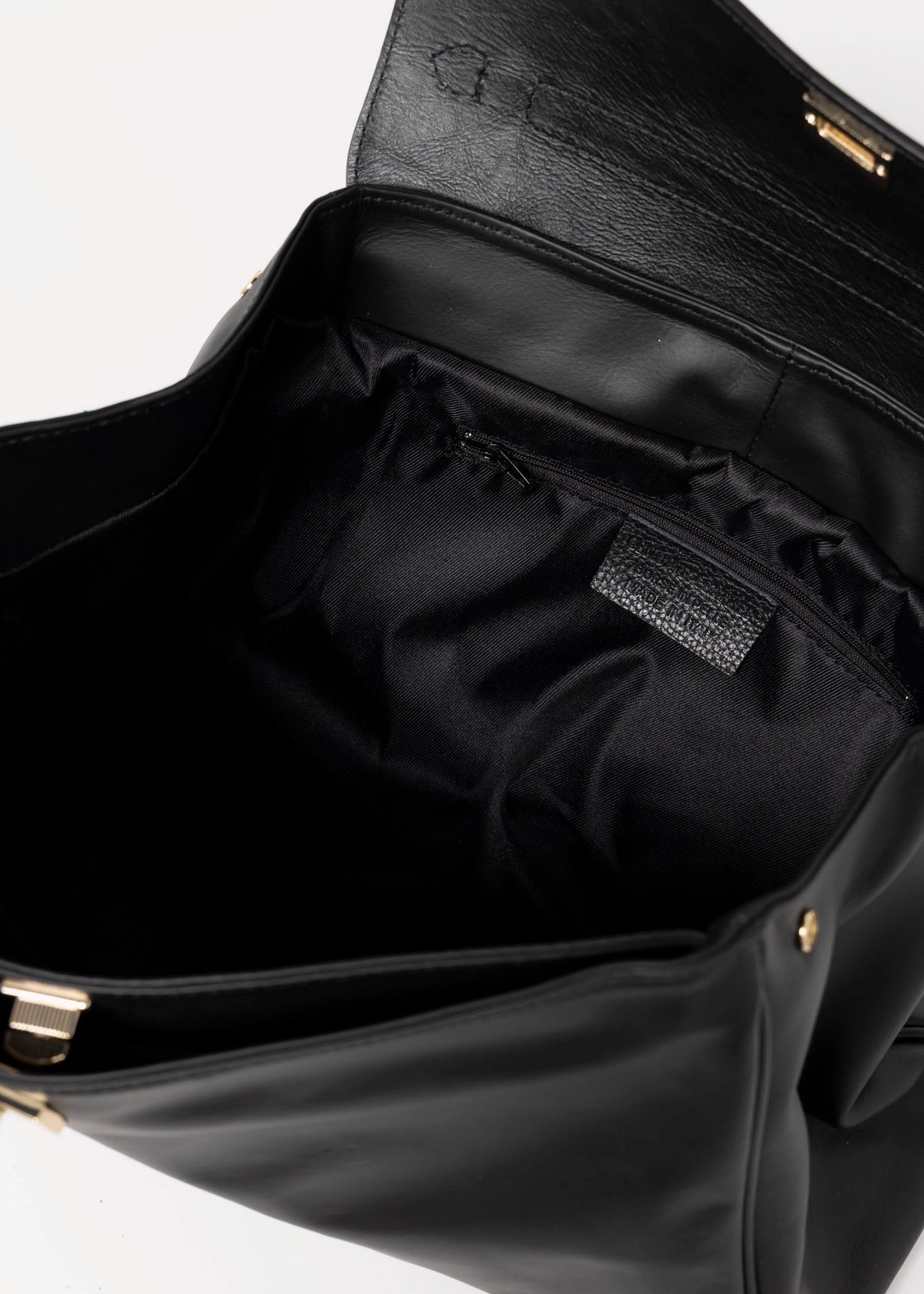 swatch_Black pola italian leather top handle shoulder bag