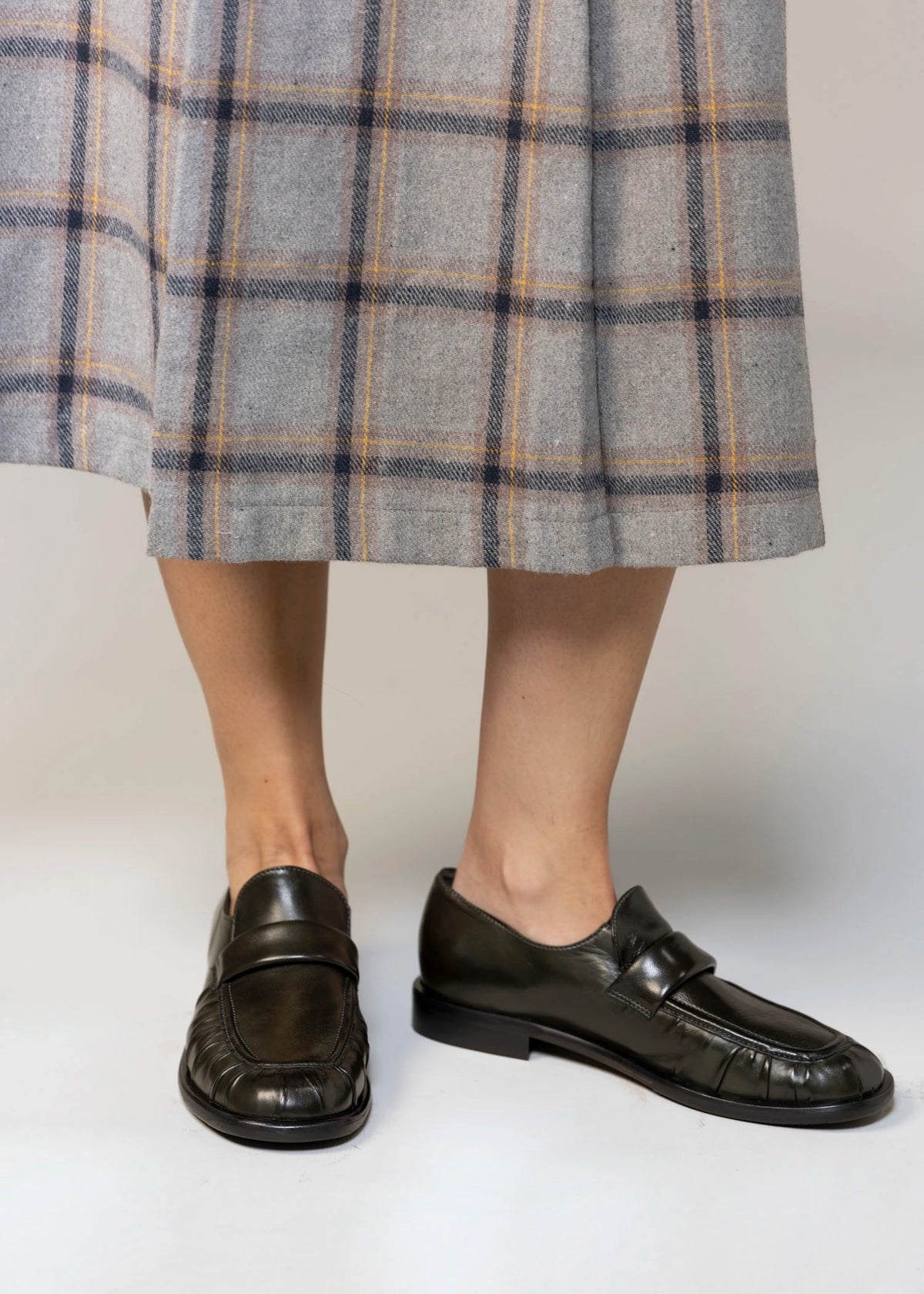 swatch_Dark Green Leather l'idea italian leather ruched loafer