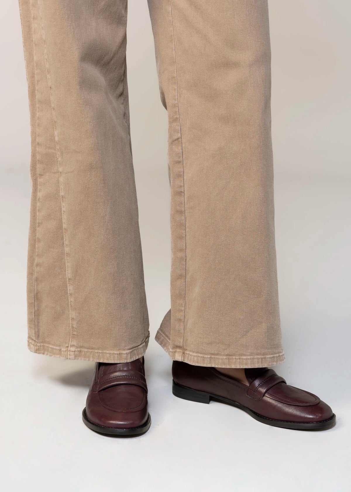 swatch_Prune Leather l'idea italian leather loafer