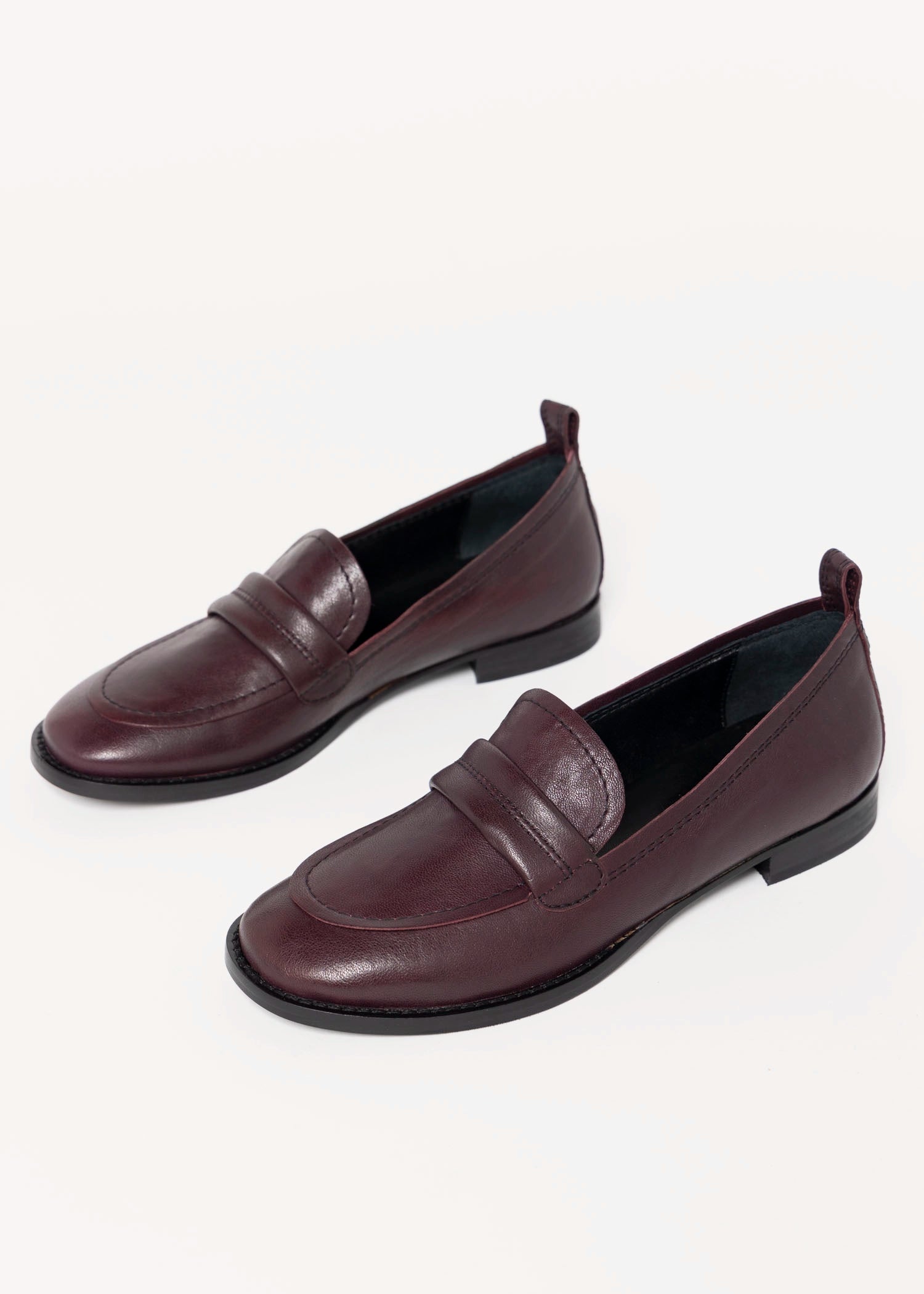 swatch_Prune Leather l'idea italian leather loafer