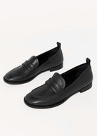 swatch_Black Leather l'idea italian leather loafer