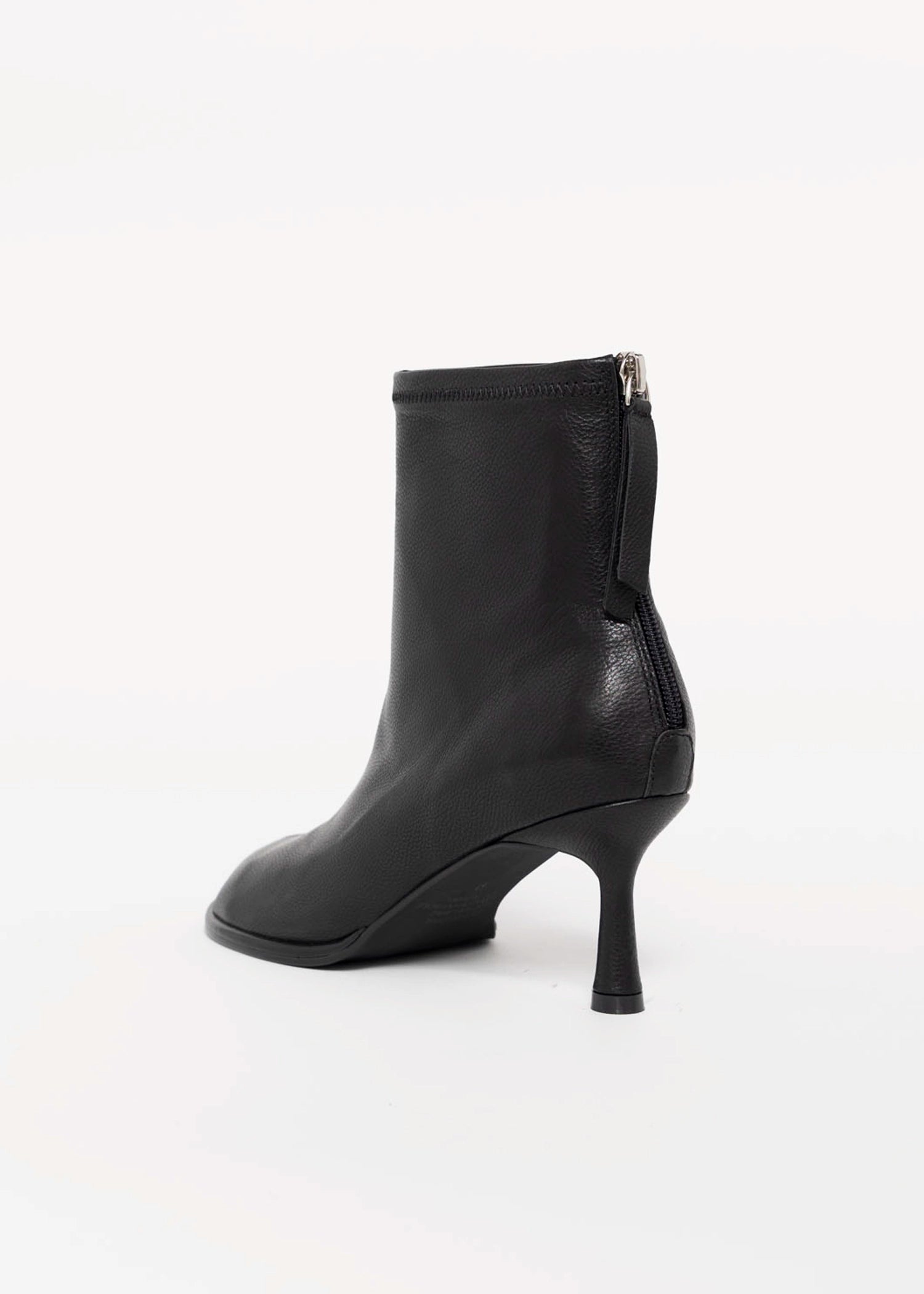 swatch_Black Leather intentionally blank powerhouse heeled boot