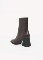 swatch_Brown Leather vagabond hedda ankle boot