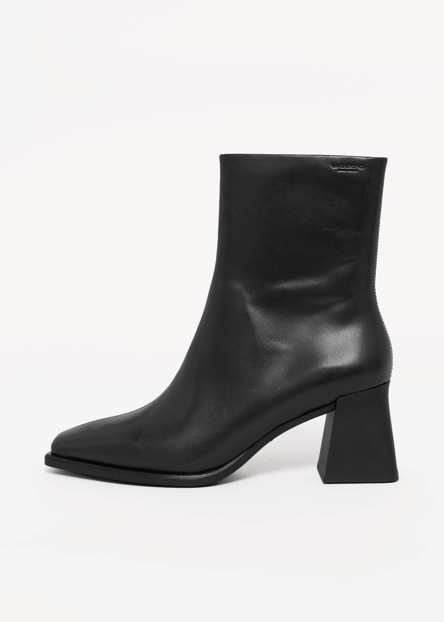 swatch_Black Leather vagabond hedda ankle boot