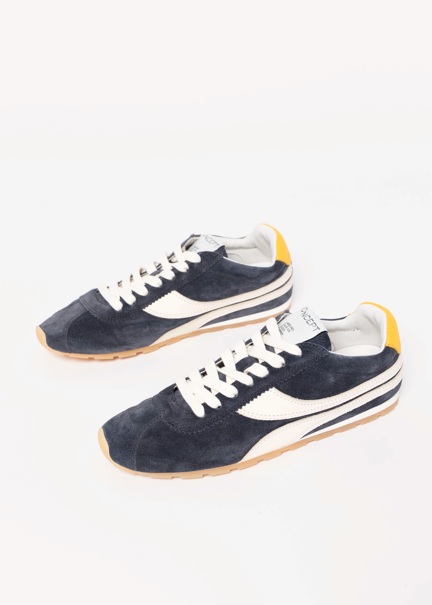 swatch_Retro Indigo oncept essex sneaker