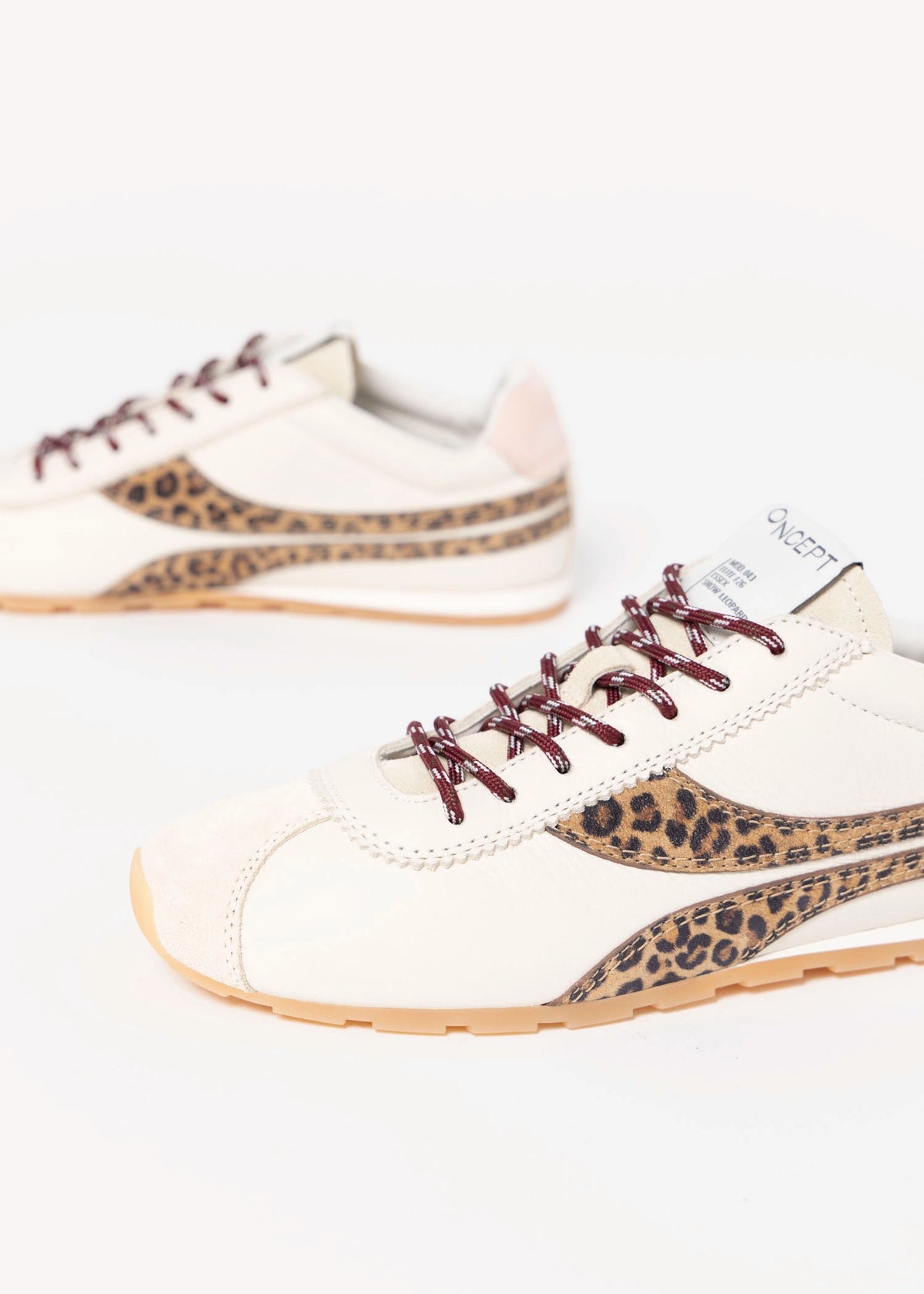 swatch_Snow Leopard oncept essex sneaker