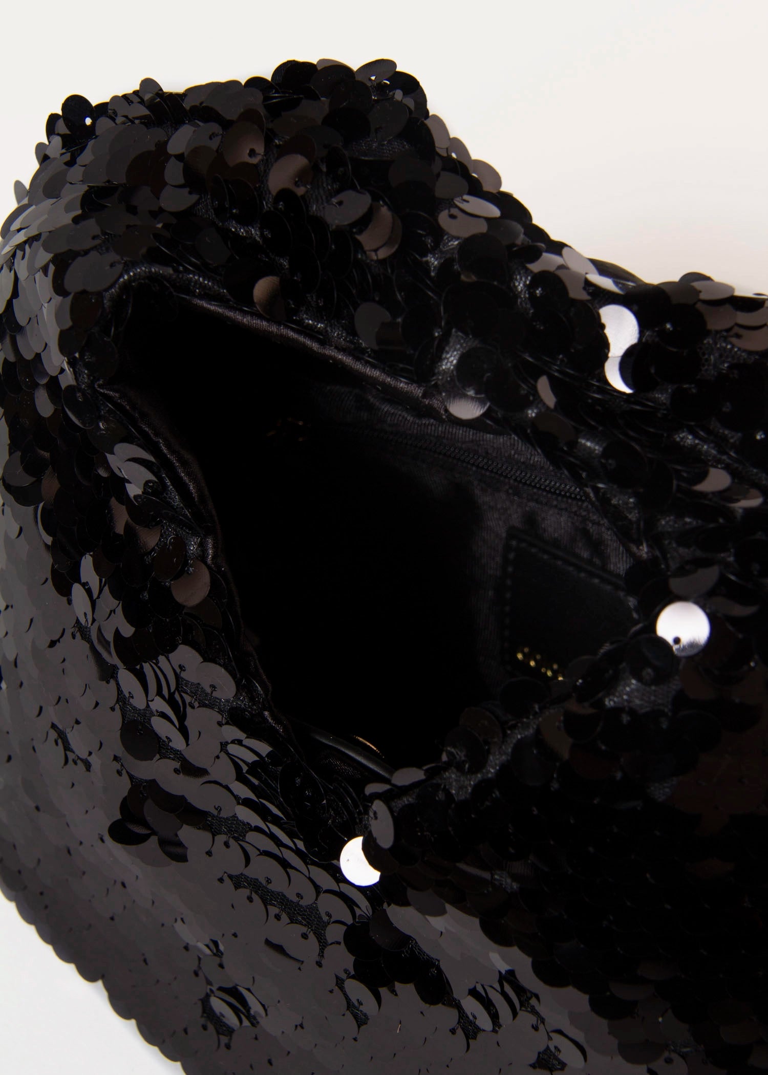 swatch_Black dahlia sequin bag