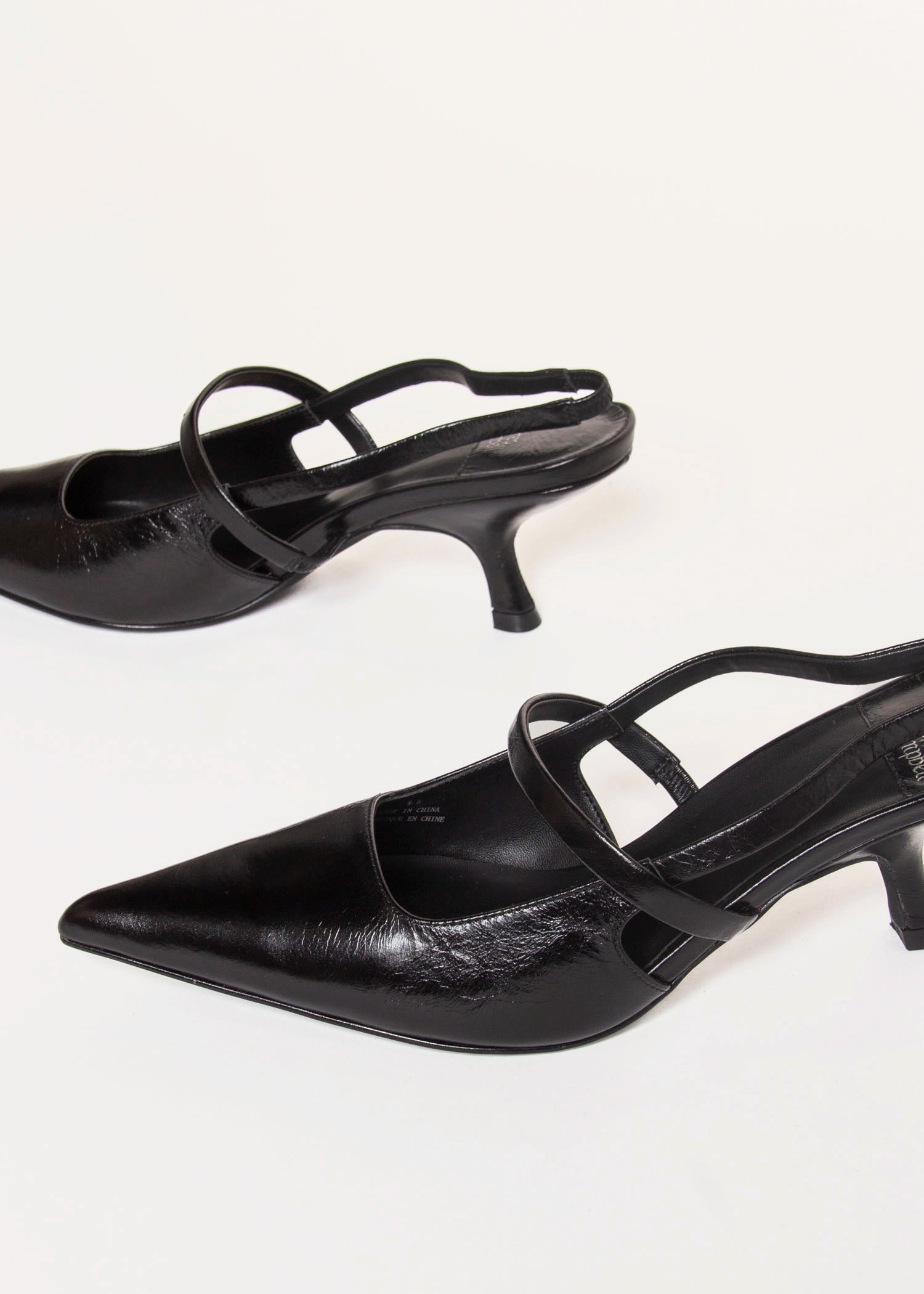 swatch_Black Leather tanya slingback pump jeffrey campbell