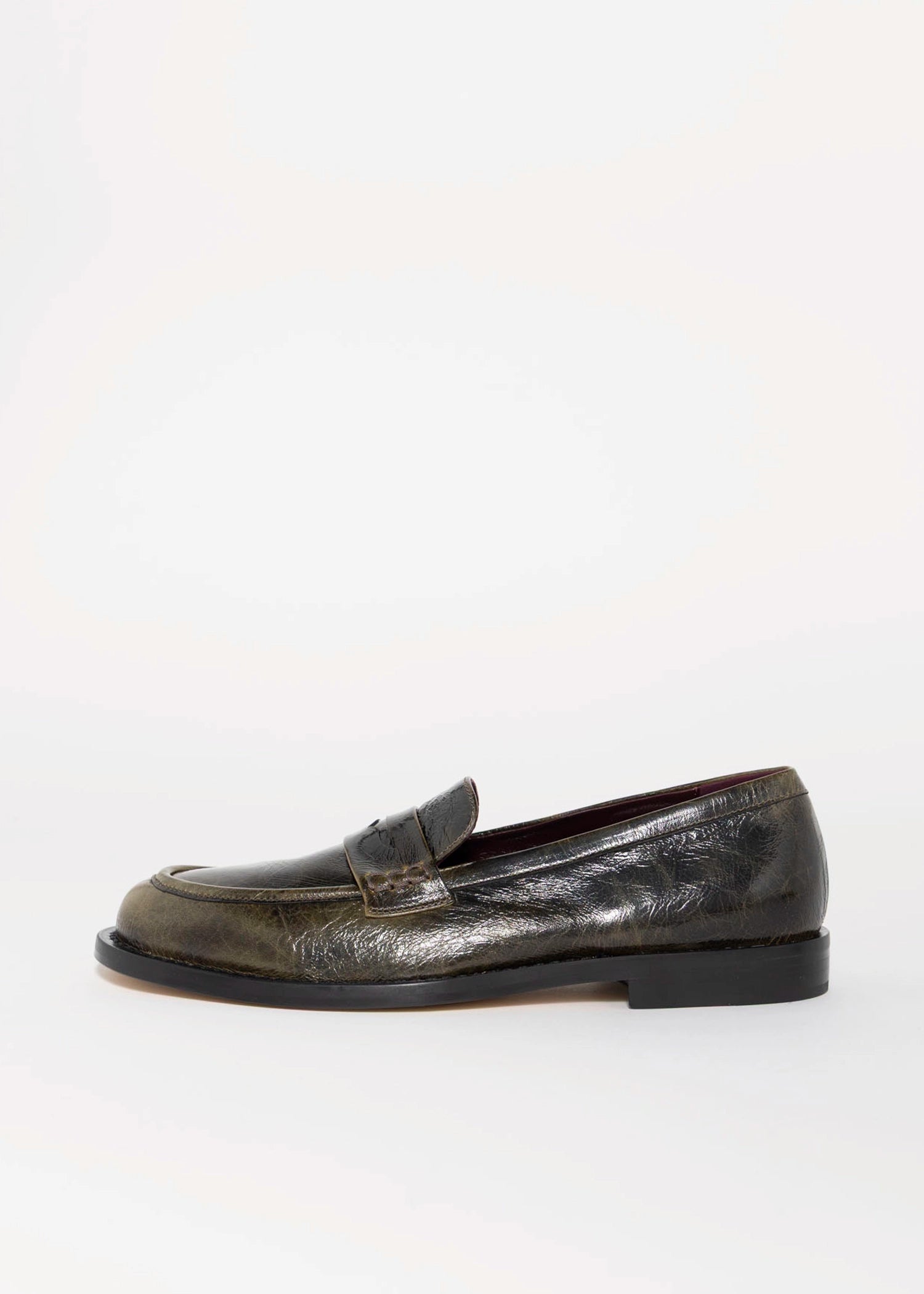 swatch_Olive Leather pomme d'or leather loafer