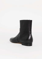 swatch_Black Leather pomme d'or zoe flat boot
