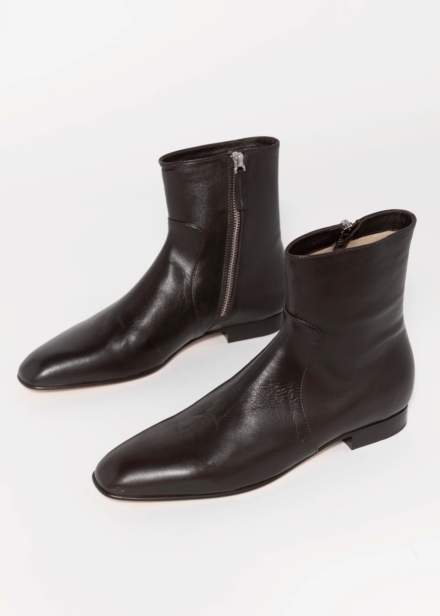 swatch_Coffee Leather pomme d'or zoe flat boot