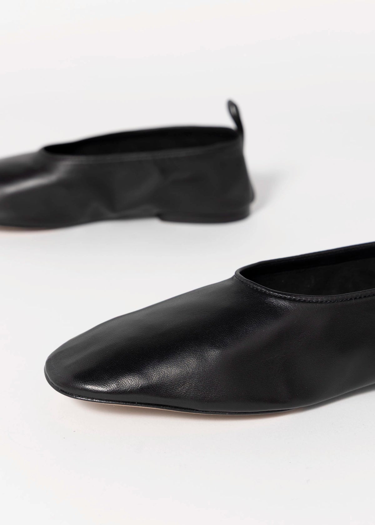 swatch_Black Leather schutz hadley flat shoe
