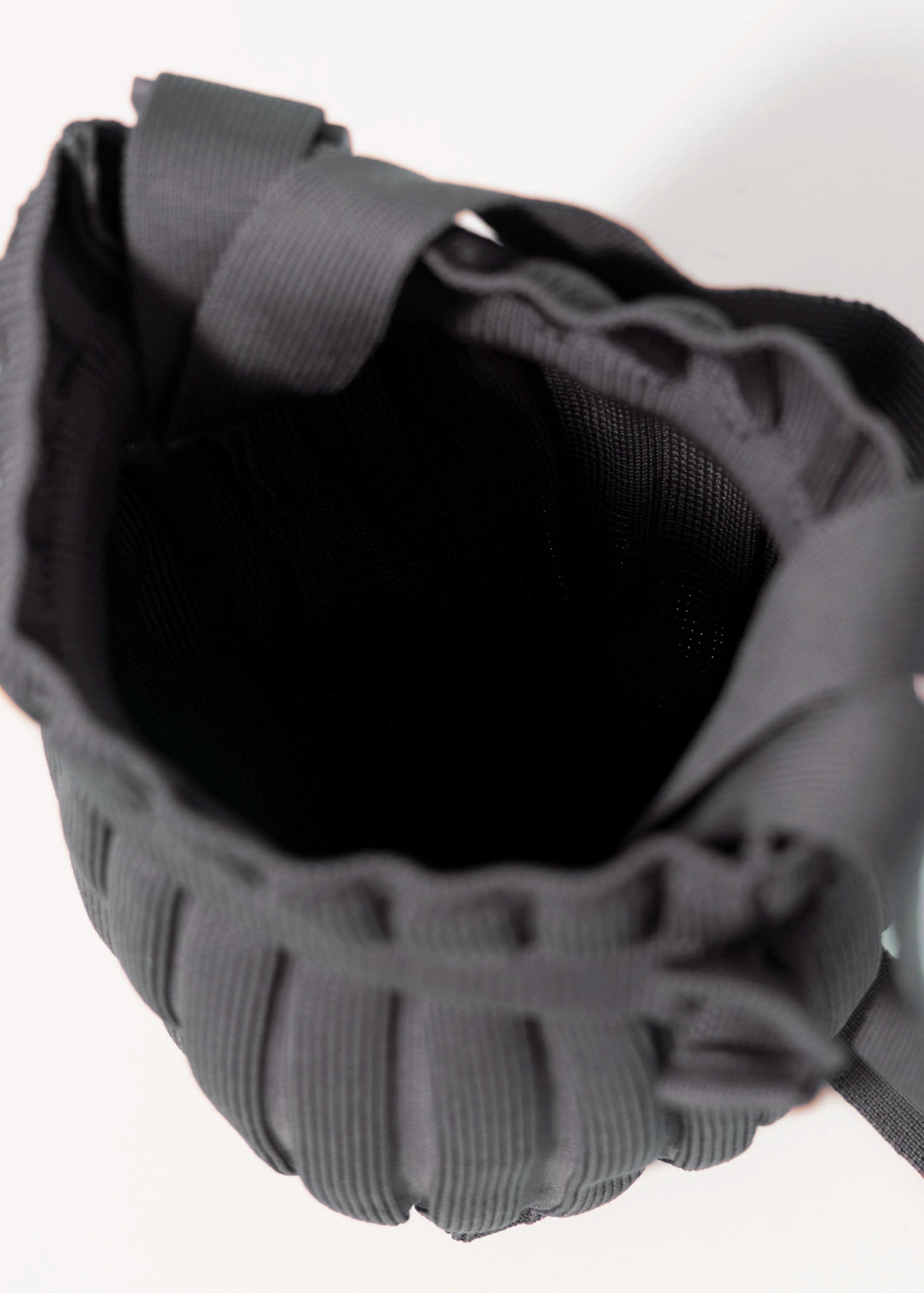 swatch_Grey pleated fabric bucket bag