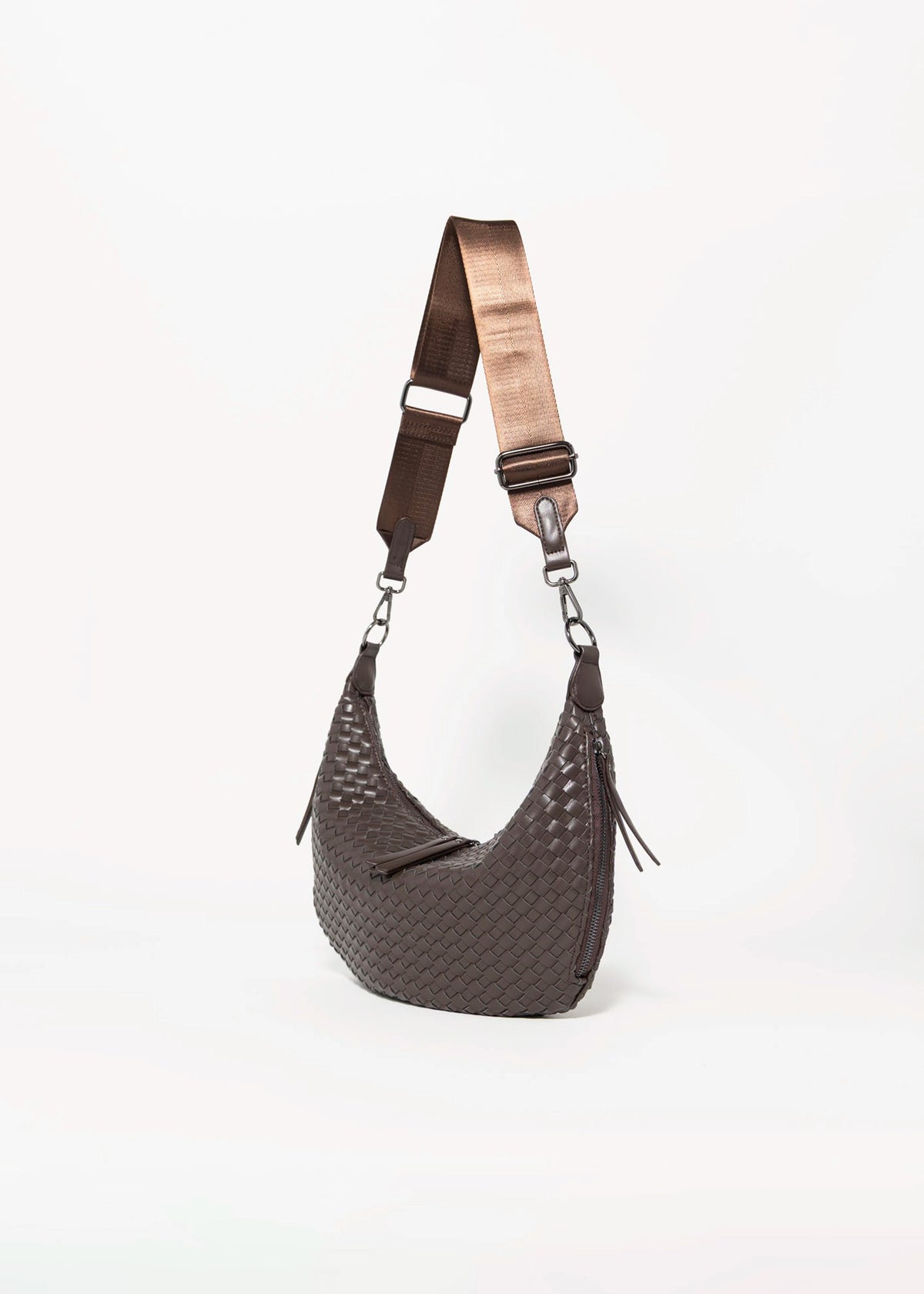 swatch_Java haute shore rowe woven crossbody bag