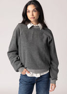 swatch_Dark Heather Grey perfect white tee ziggy oversized sweatshirt