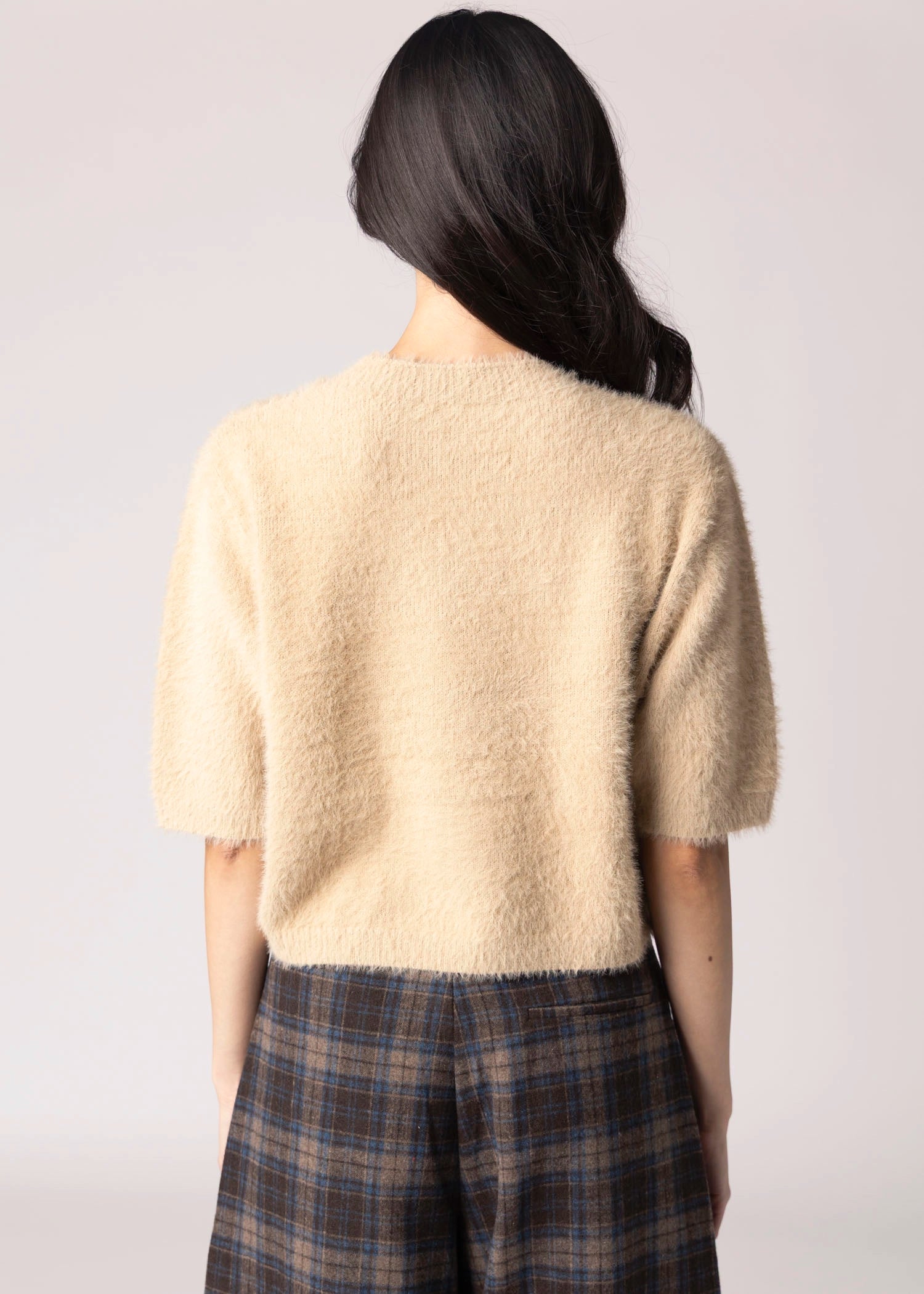 swatch_Tan fuzzy knit cropped sweater