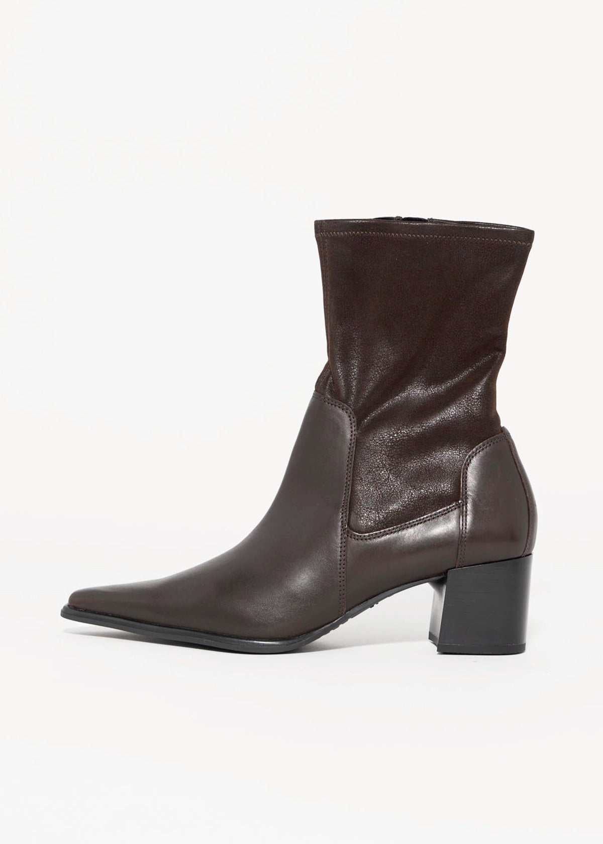 swatch_Chocolate Leather vagabond giselle pointed toe ankle boot