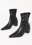 swatch_Black Leather vagabond giselle pointed toe ankle boot