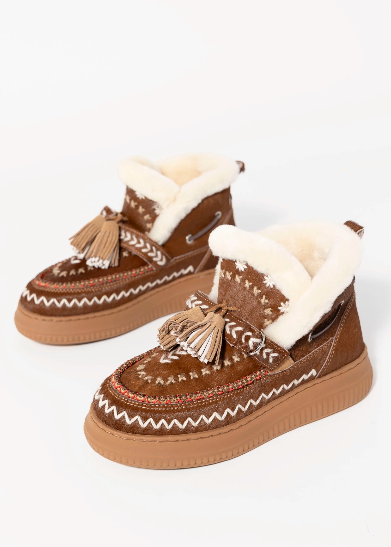 swatch_Camel Haircalf nanku l'idea shearling lined booties