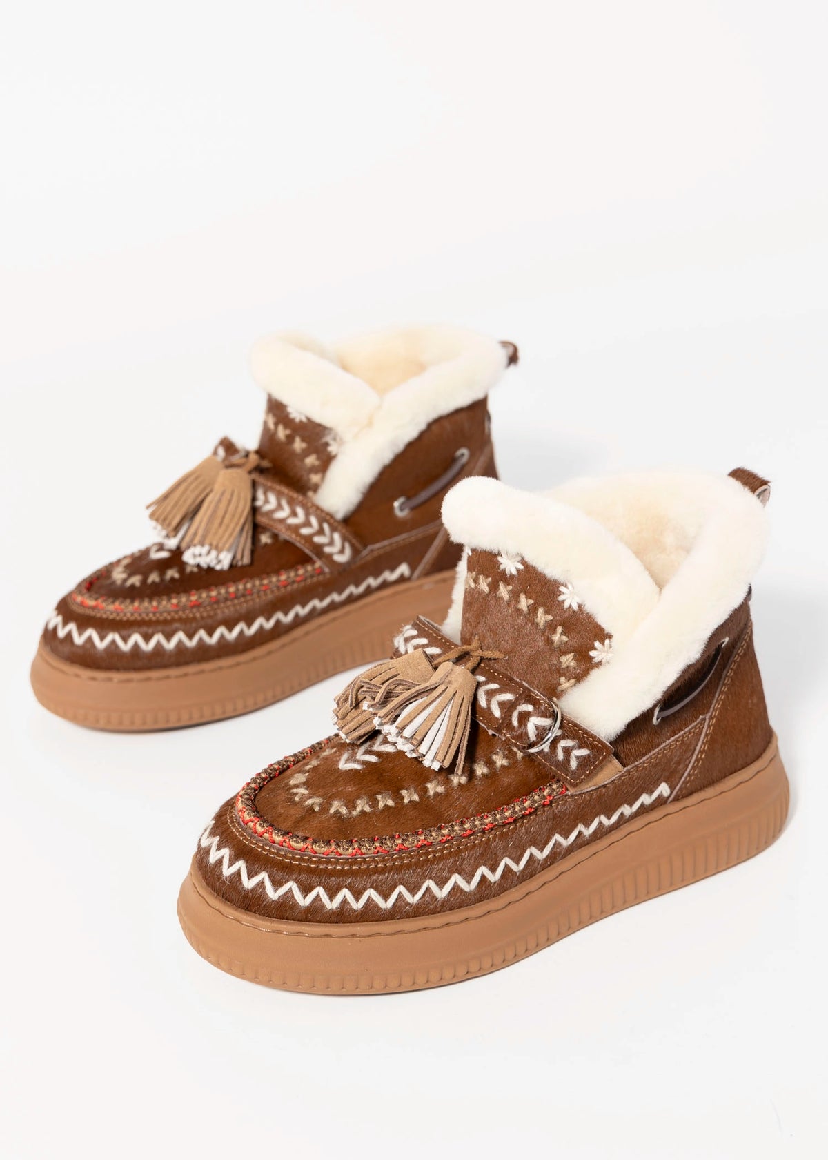 swatch_Camel Haircalf nanku l'idea shearling lined booties