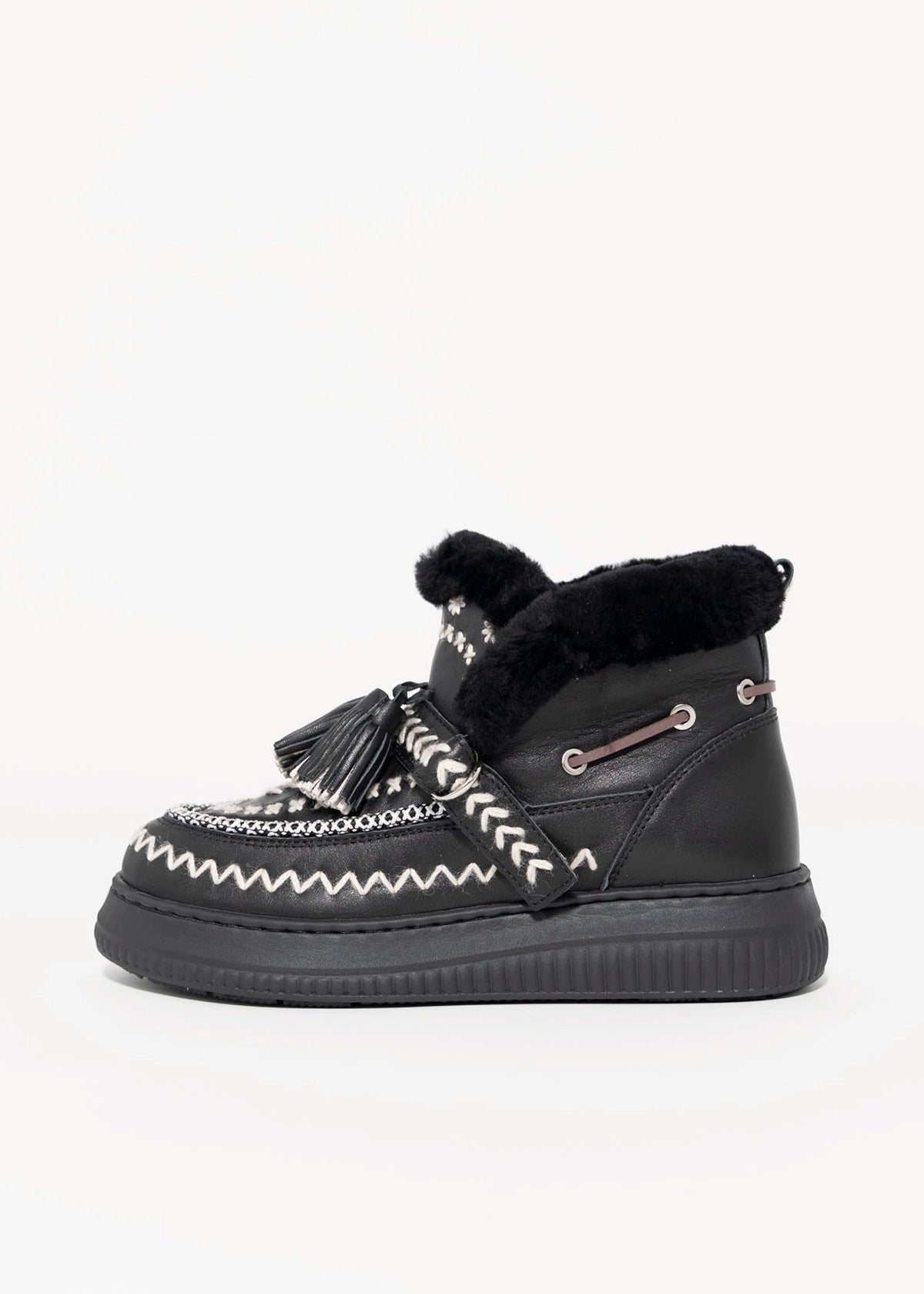 swatch_Black Leather nanku l'idea shearling lined booties