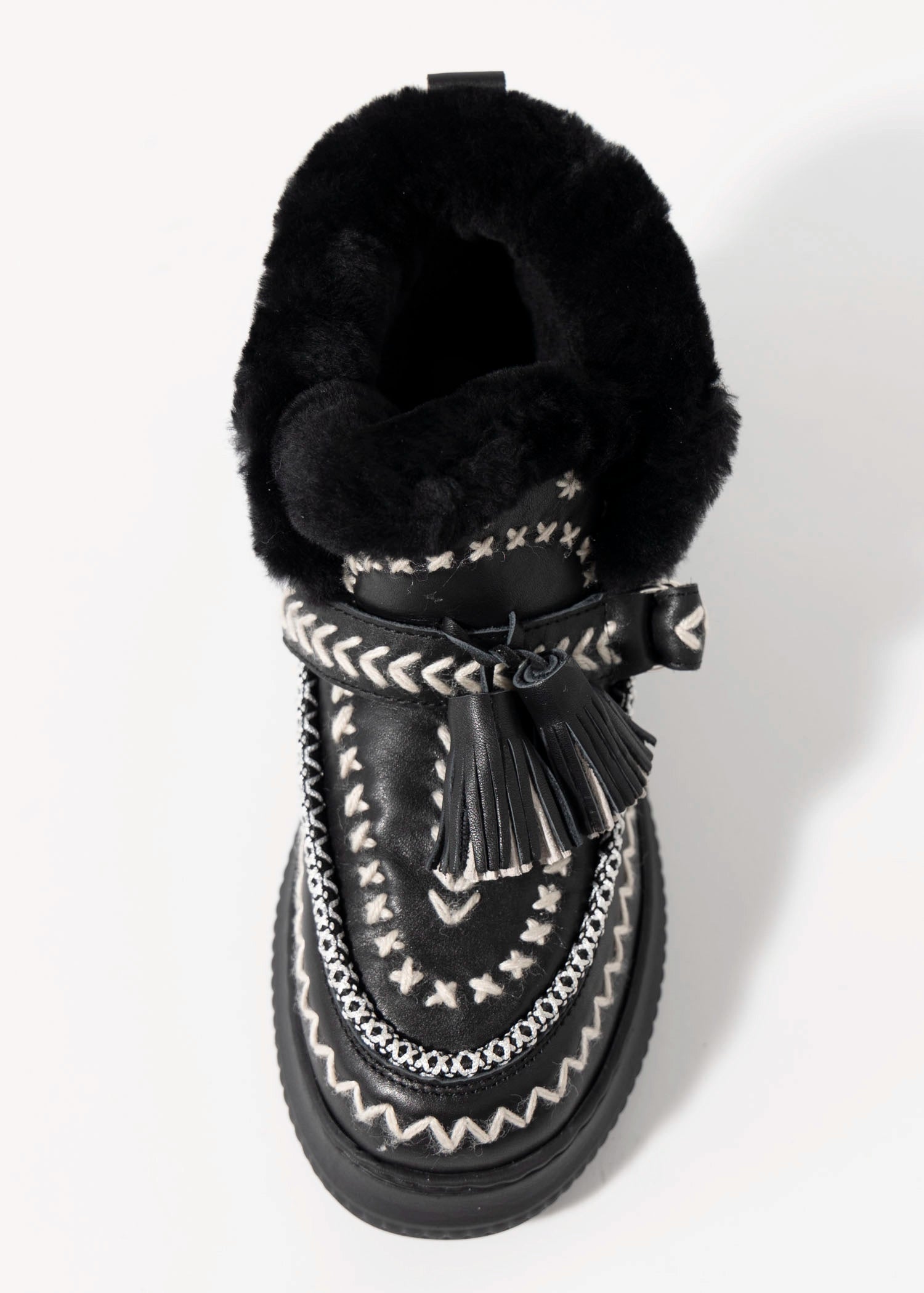 swatch_Black Leather nanku l'idea shearling lined booties