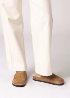 swatch_Tan Suede nova roma shearling lined clog