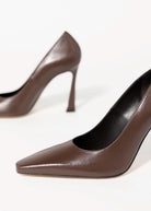 swatch_Brown Leather nova roma high heel pump