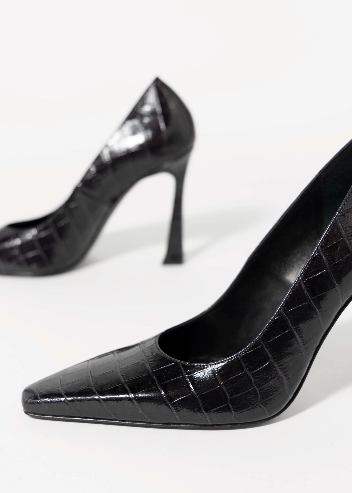 swatch_Black Croco nova roma high heel pump
