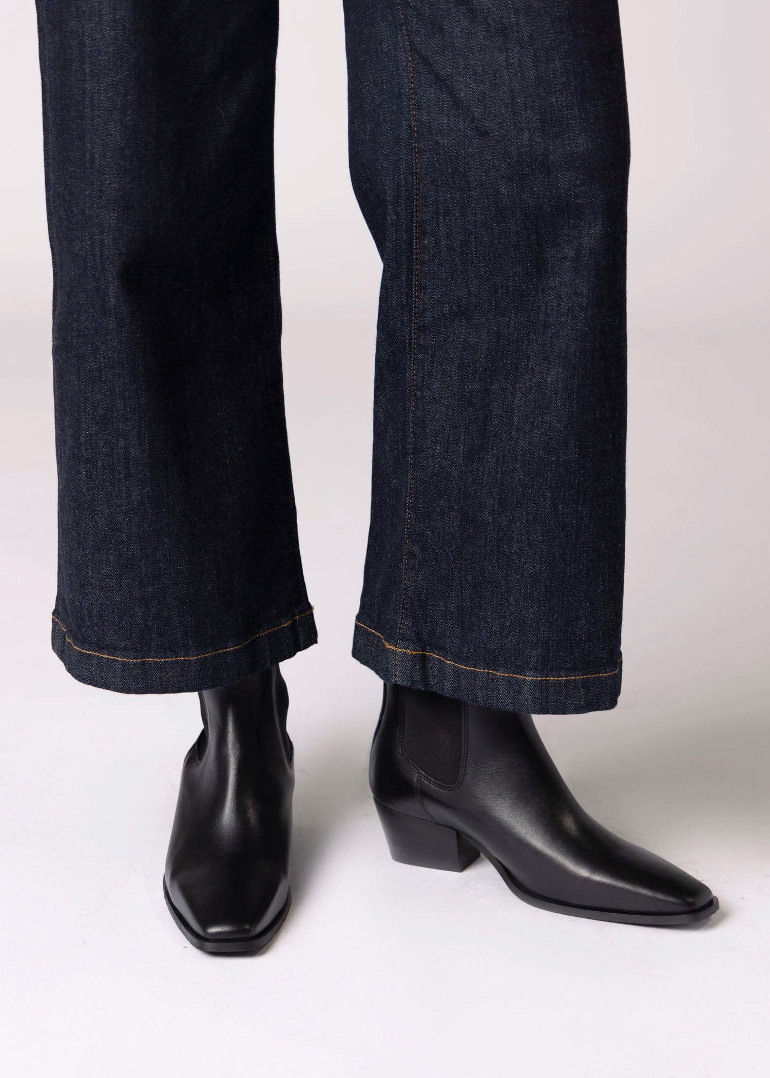 swatch_Black Leather nova roma western leather chelsea boot