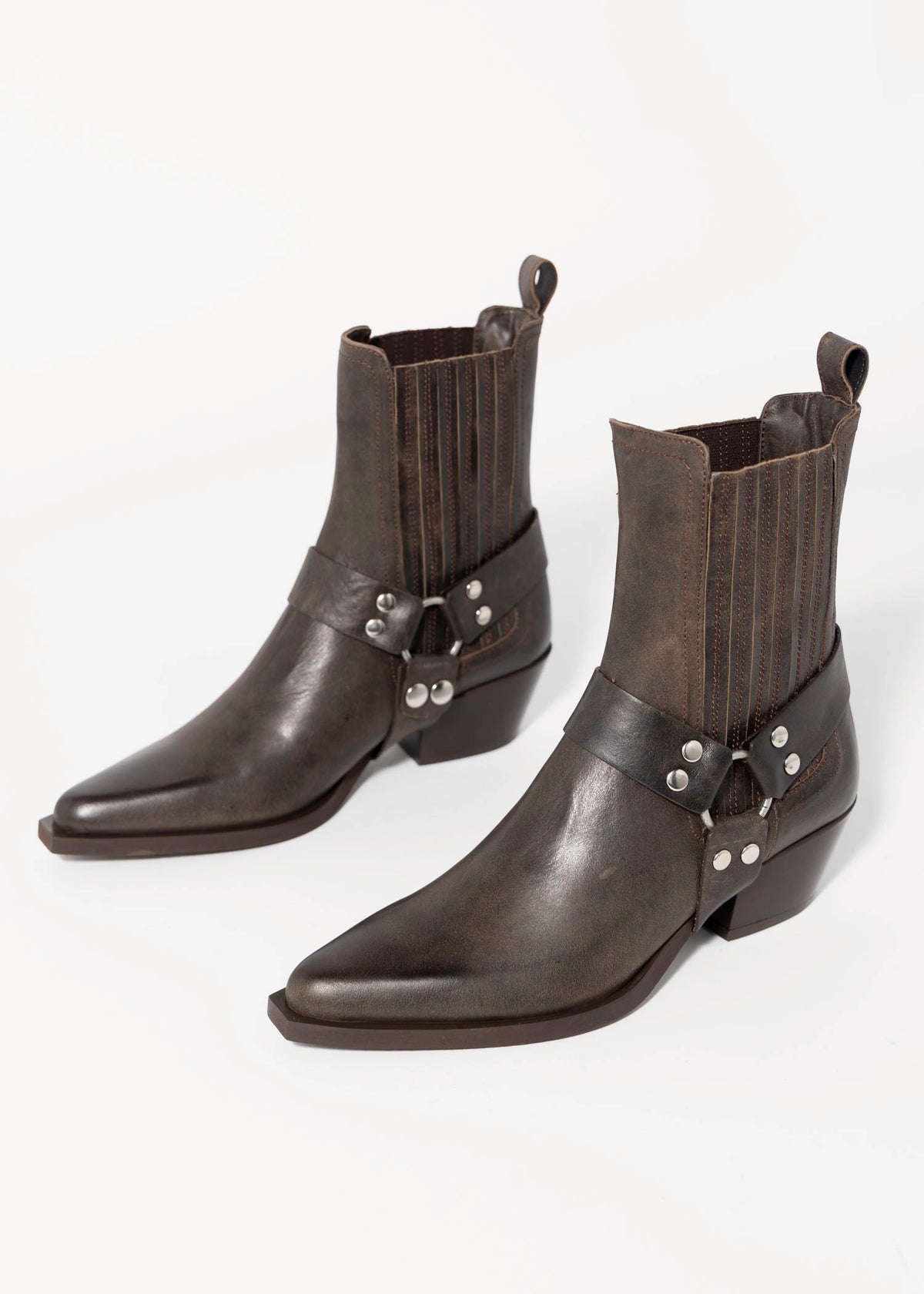swatch_Brown Leather nova roma leather harness western boot