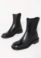 swatch_Black Leather nova roma leather chelsea boot