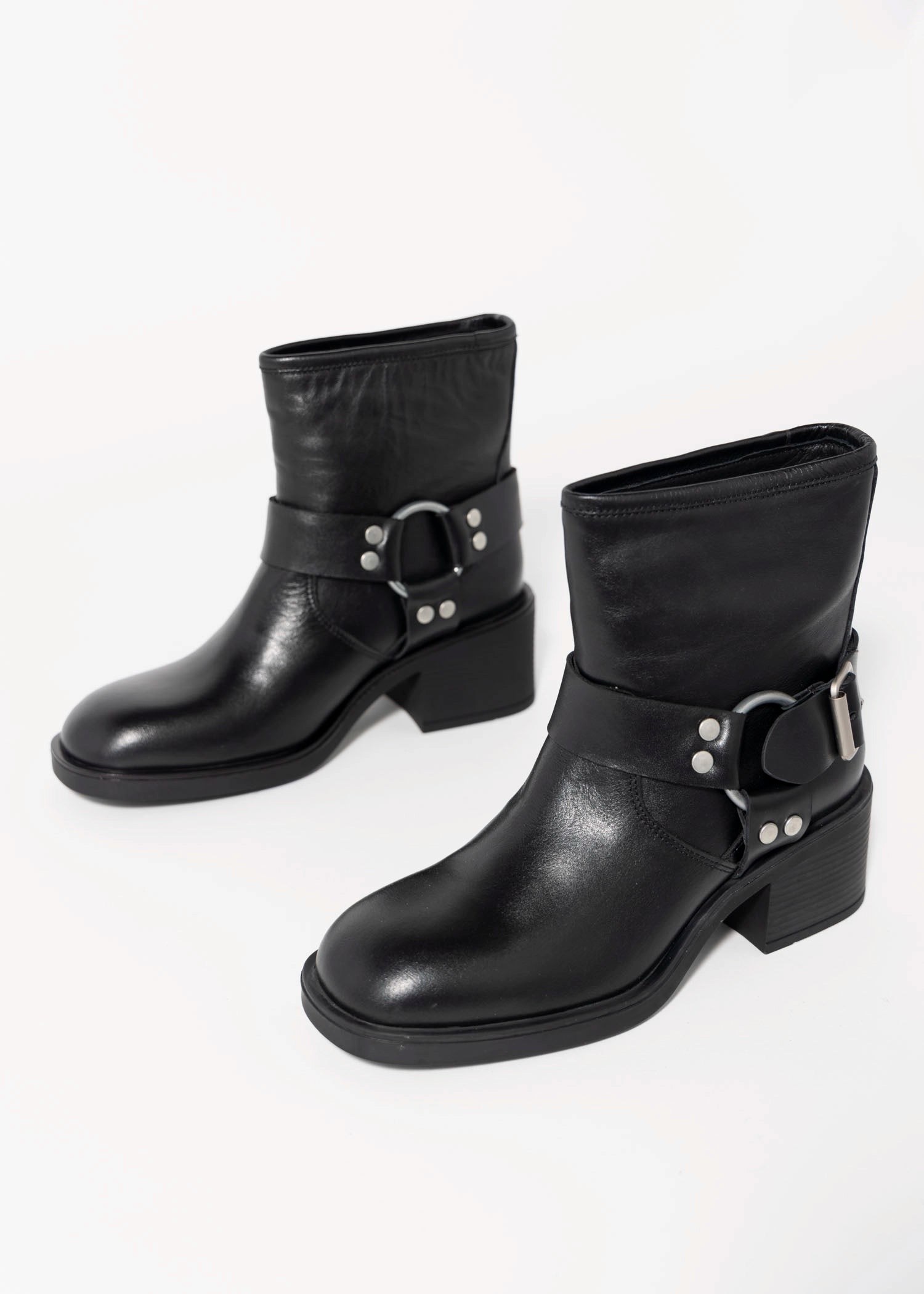 swatch_Black Leather nova roma leather harness biker boot