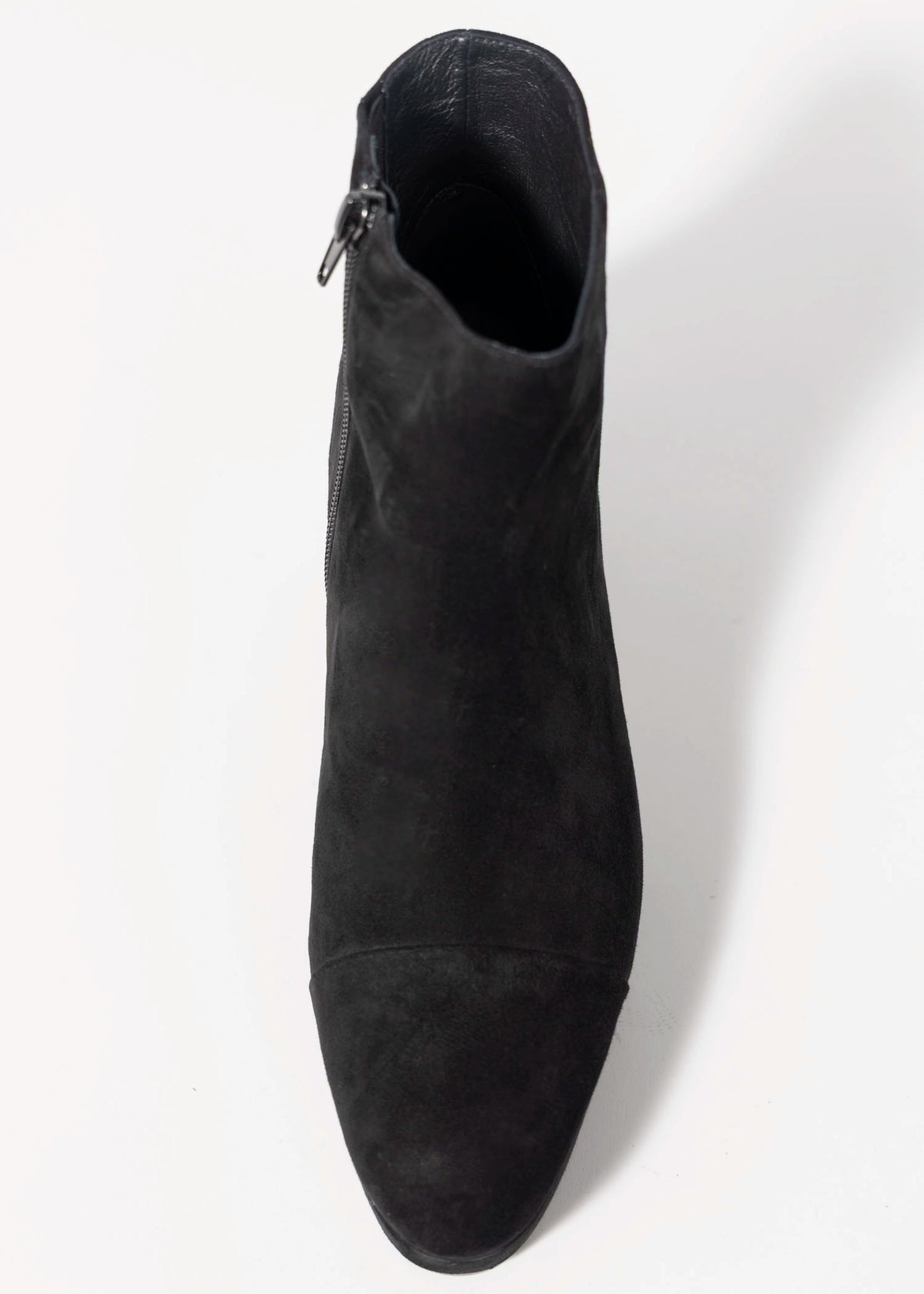 swatch_Black Suede jeffrey campbell livre platform boots