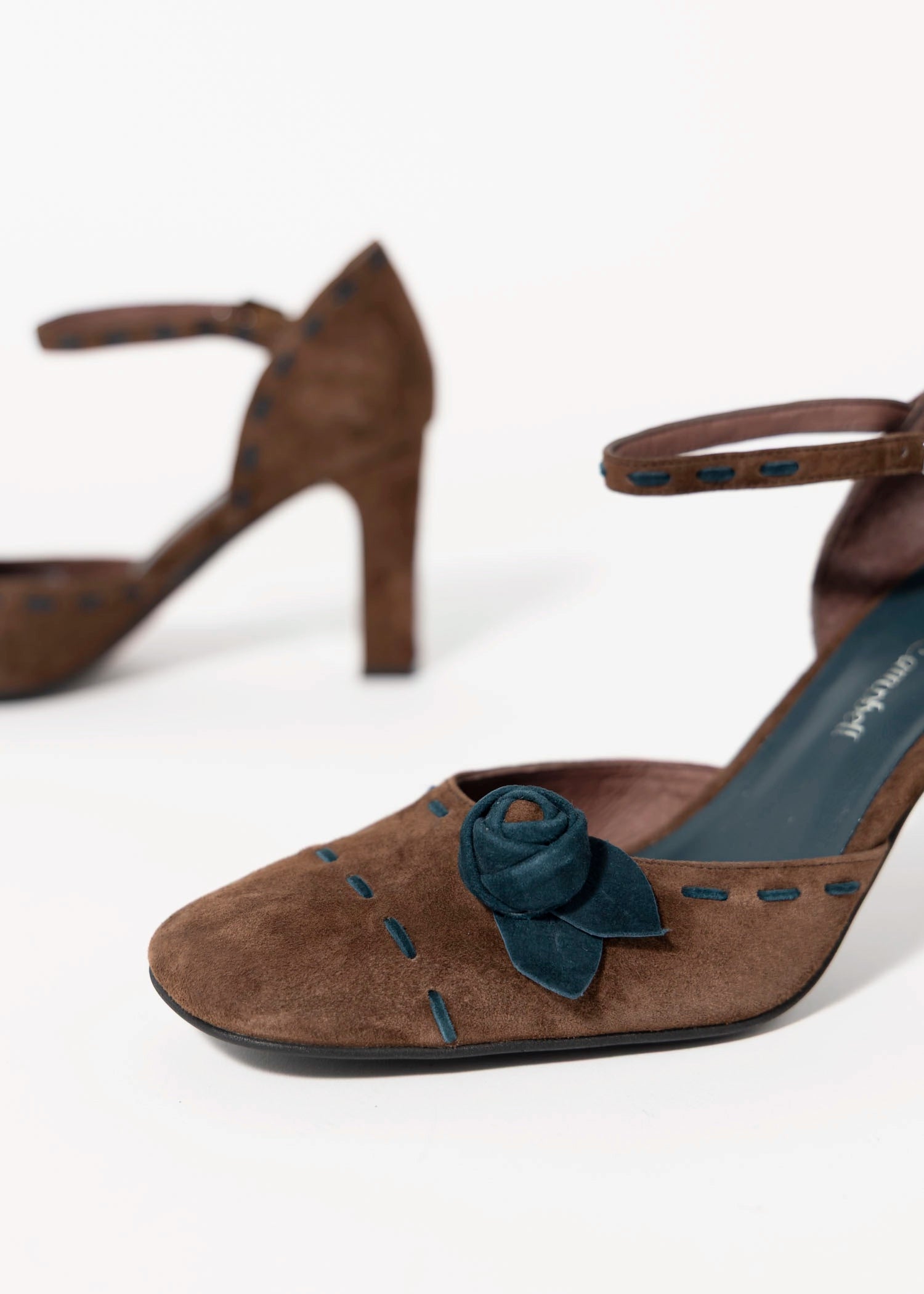 swatch_Coffee/Blue jeffrey campbell mwah suede pump
