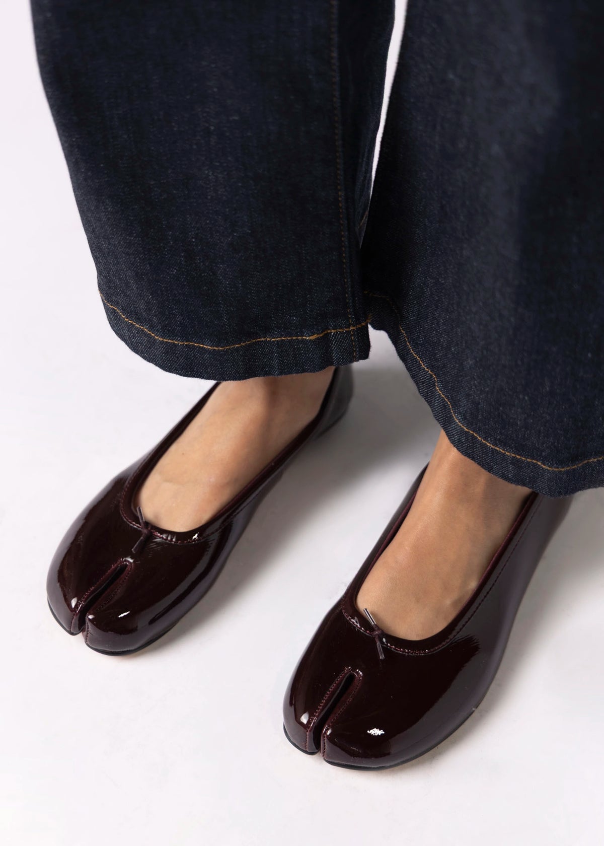 swatch_Wine Patent steve madden calico tabi flat