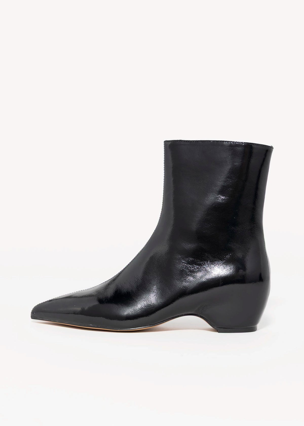 swatch_Black Leather steve madden karslon ankle boot
