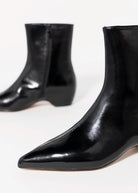swatch_Black Leather steve madden karslon ankle boot