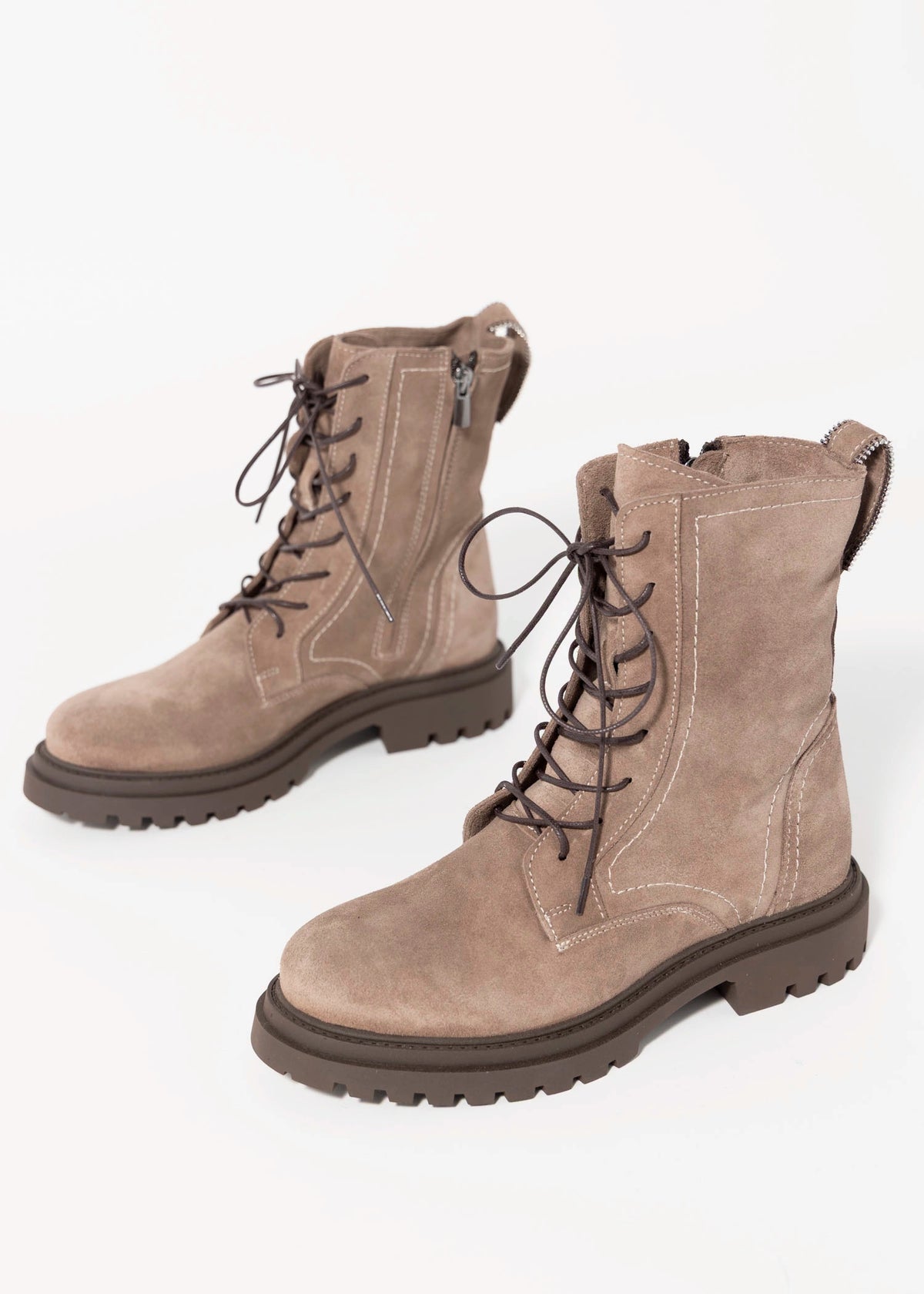 swatch_Taupe Suede bibi lou kael combat boot